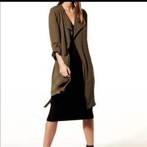 Aritzia Babaton Flowy Trench - Olive Green - size small